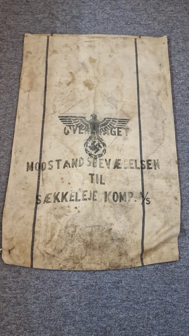 Original forplejningssæk, overdraget til den danske modstandsbevægelse