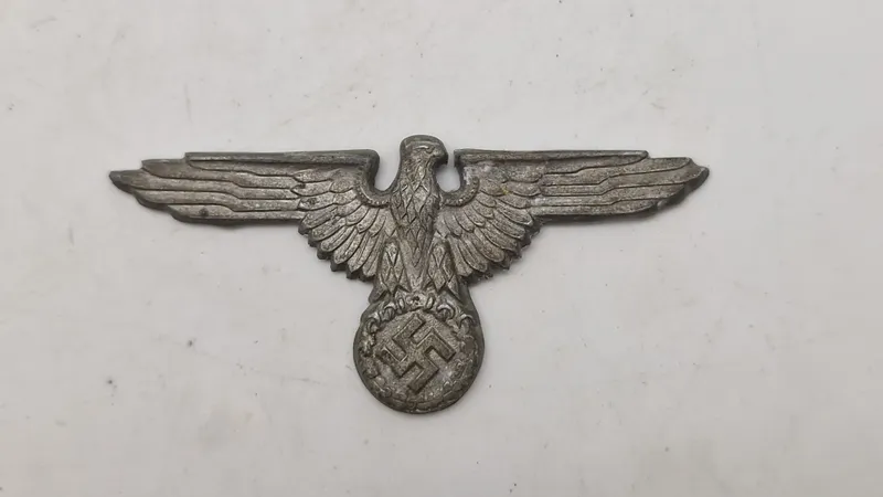 Waffen SS kasket ørn, original???