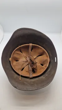 Original M/41 hjelm, anvendt af modstandsbevægelsen