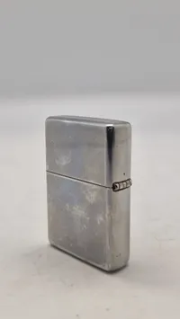 Original Zippo med æske. Begrænset oplag
