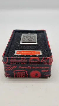 Original Zippo med æske. Begrænset oplag