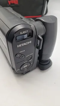Hitachi VM-E110E 8mm videokamera med ekstra Gold Line linse