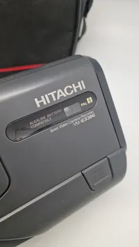 Hitachi VM-E110E 8mm videokamera med ekstra Gold Line linse