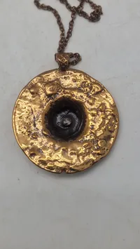 Veludført Museumskopi af Bronzealder/ Vikingetids smykke