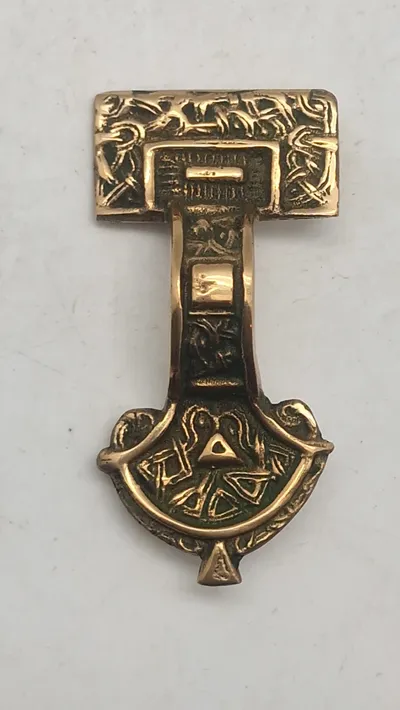 Veludført Museumskopi af Bronzealder/ Vikingetids smykke