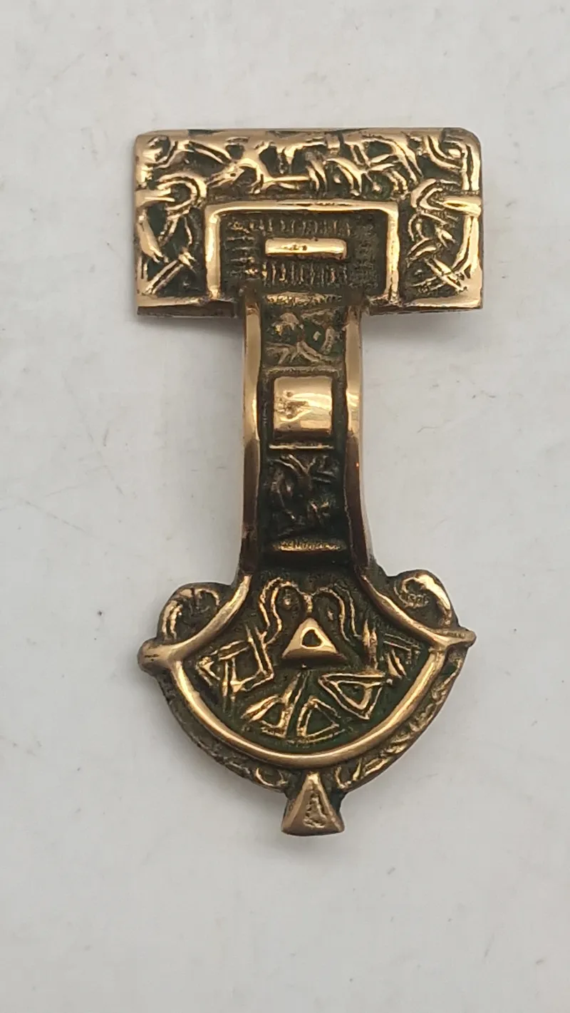 Veludført Museumskopi af Bronzealder/ Vikingetids smykke