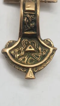 Veludført Museumskopi af Bronzealder/ Vikingetids smykke