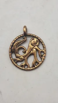 Veludført Museumskopi af Bronzealder/ Vikingetids smykke
