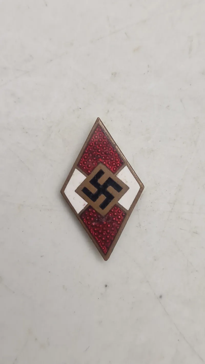 Original Hitler Jugend Hat pin