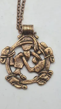 Veludført Museumskopi af Bronzealder/ Vikingetids smykke