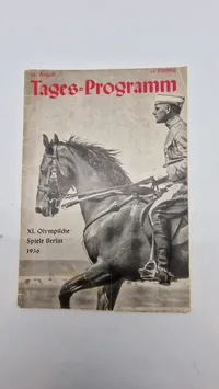 Originalt Program fra olympiaden 1936 med Dansk officer