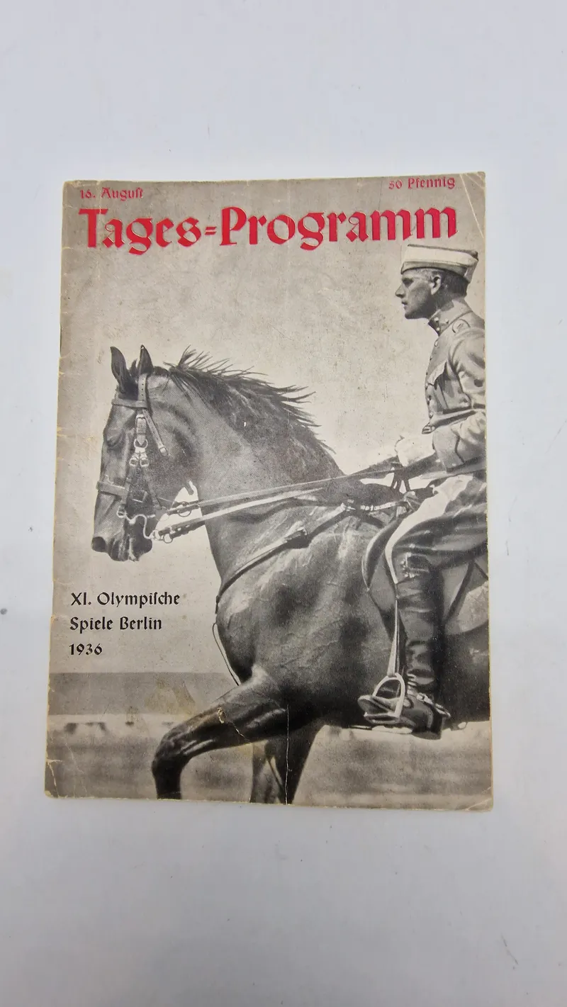 Originalt Program fra olympiaden 1936 med Dansk officer