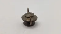 Små te kander lavet af mønter fra tiden omkring ww2
