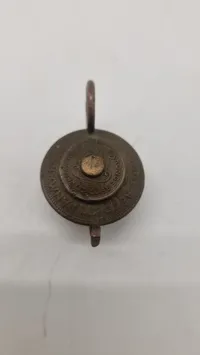 Små te kander lavet af mønter fra tiden omkring ww2