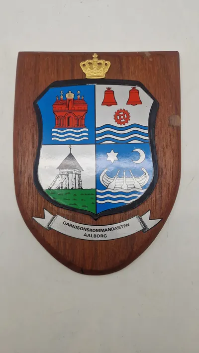 Originalt militært vægskjold - garnisonskomandanten Aalborg