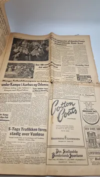 Original dansk avis fra maj dagene 1945