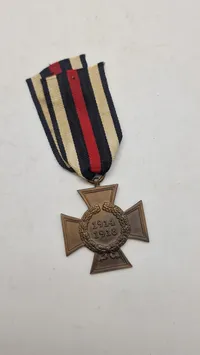 Originalt Ehrenkreuz des Weltkrieges 1914/1918)
Nolle & Huck GmbH, Lüdenscheid