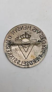 Originalt ældre badge fra vejdirektoratet