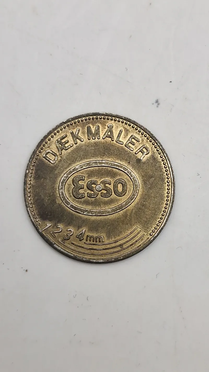 Esso dækmåler
