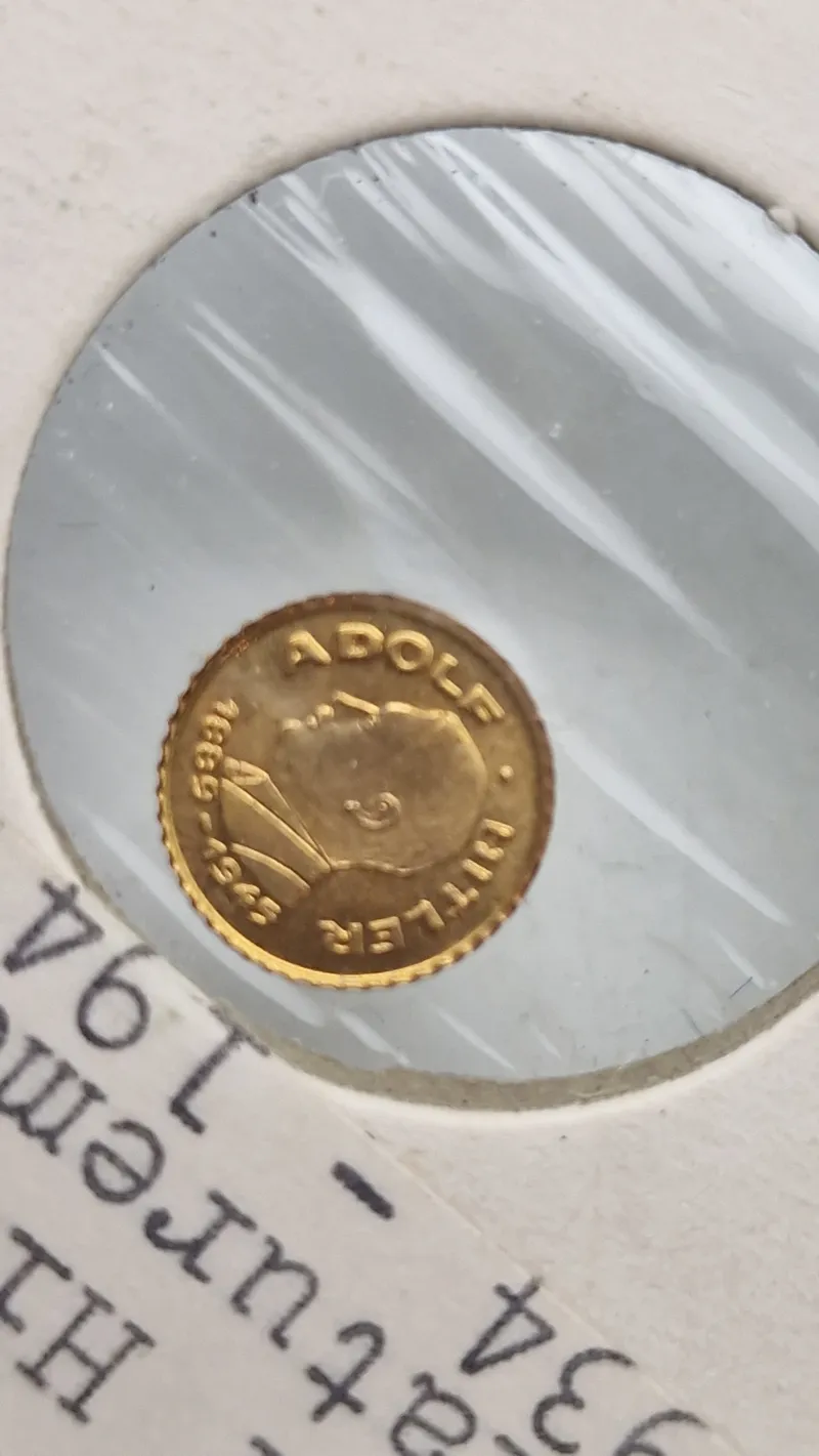 Original Adolf Hitler miniature guldmønt. 0,5 gram finguld