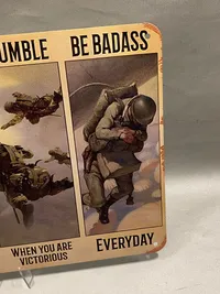 Metalskilt med motiver af amerikanske faldskærmssoldater - ww2