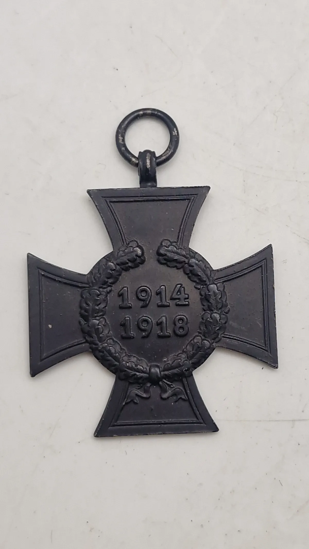 Originalt Ehrenkreuz für Witwen und Hinterbliebene. Paul Schulze & Co, Lübeck