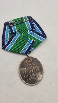 Originalt HJV anncinitetstegn af sterlingsølv