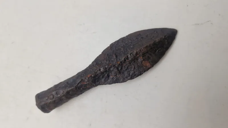 Original middelalder armbrøst pilespids