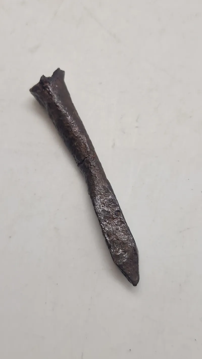 Original middelalder armbrøst pilespids