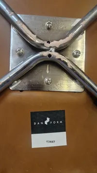 Original ældre dansk Dan-Form “dolphin” stol. Skal afhentes i Vordingborg, eller leveres efter aftale