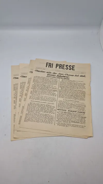 Samling originale illegale blade - ww2