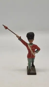 Original Linoleumsfigur, Livgarden