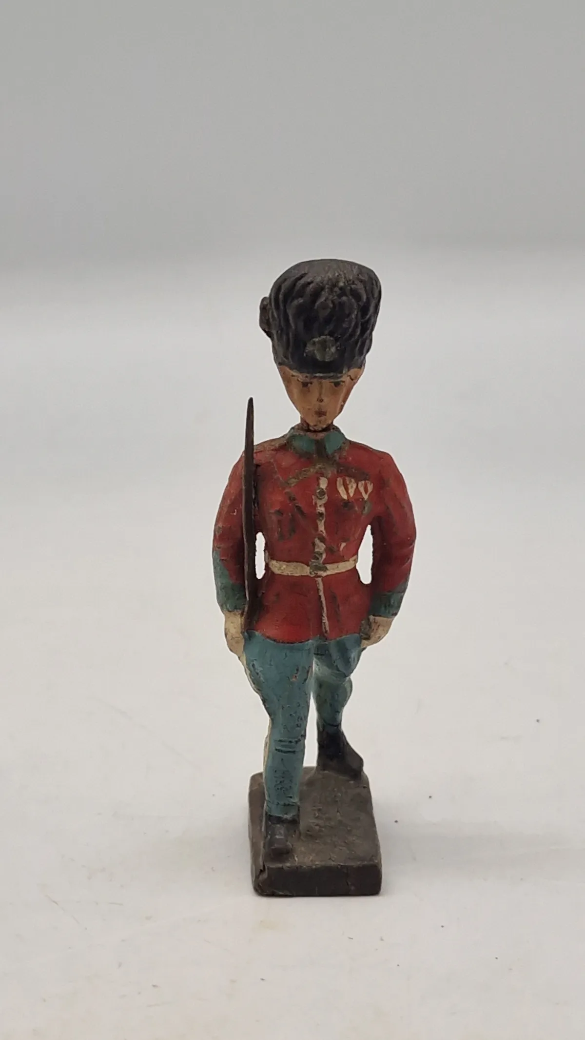 Original Linoleumsfigur, Livgarden