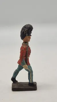 Original Linoleumsfigur, Livgarden