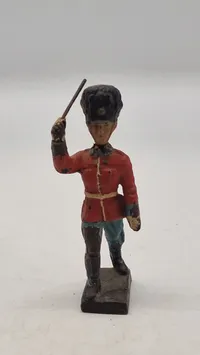 Original Linoleumsfigur, Livgarden