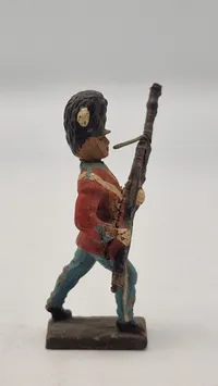 Original Linoleumsfigur, Livgarden