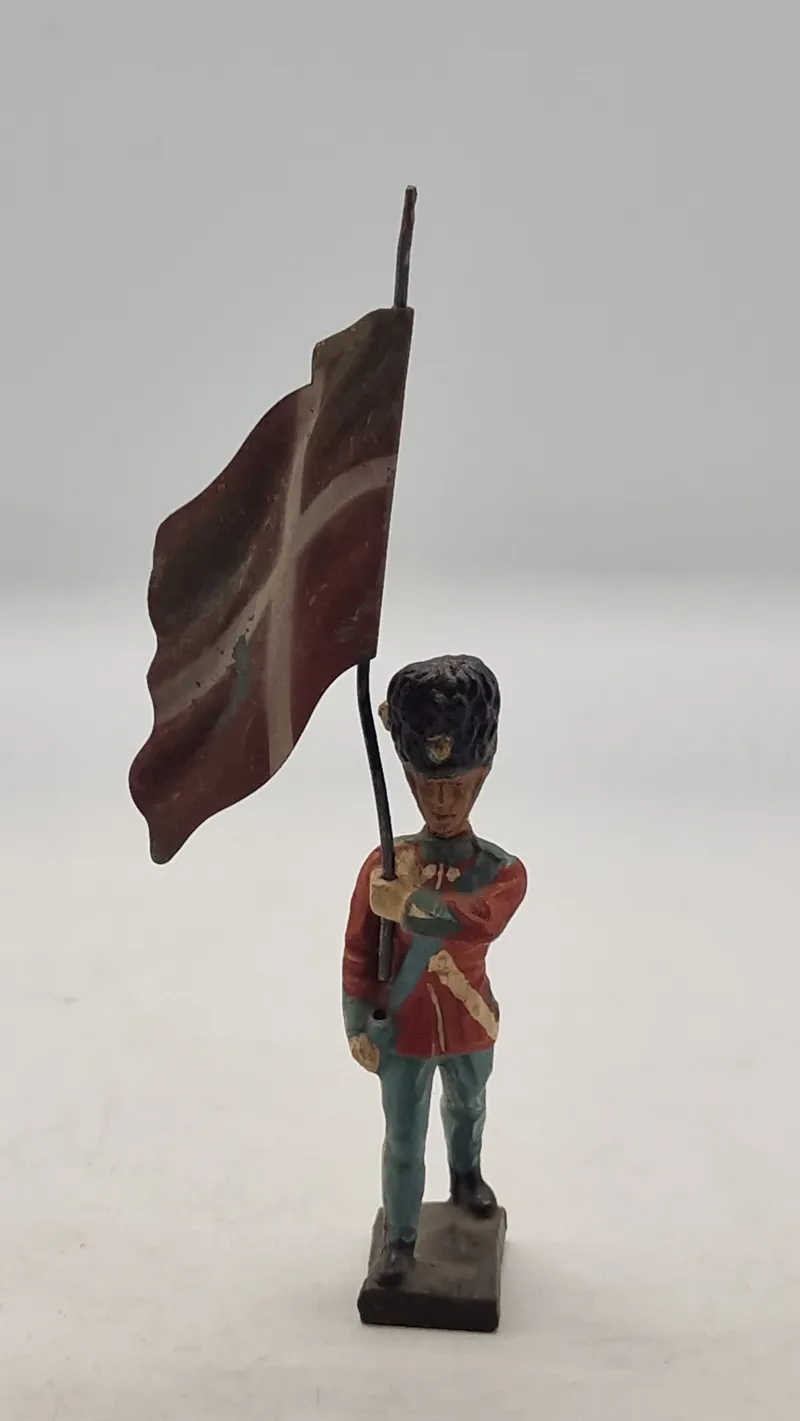 Original Linoleumsfigur, Livgarden