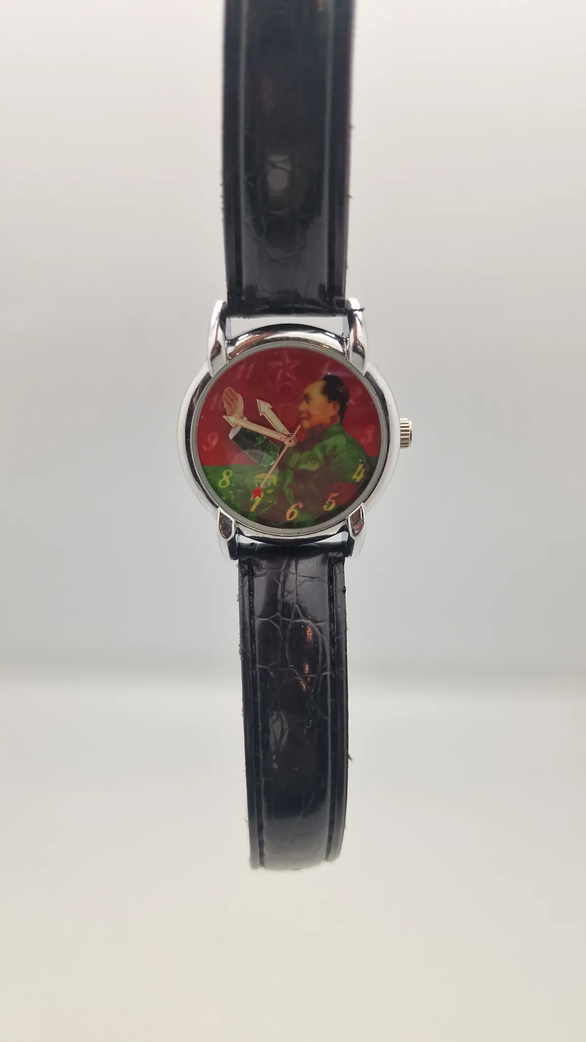 Armbåndsur med portræt af Mao Zedong