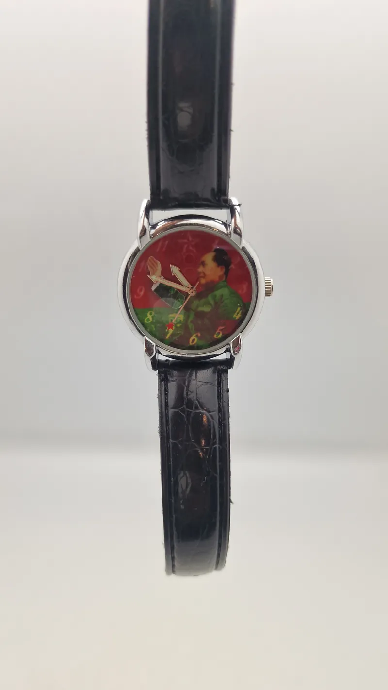 Armbåndsur med portræt af Mao Zedong