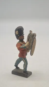 Original Linoleumsfigur, Livgarden