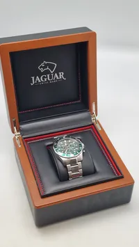Originalt Jaguar Executive Diver chronograph watch med æske. Nypris ca 4000,-