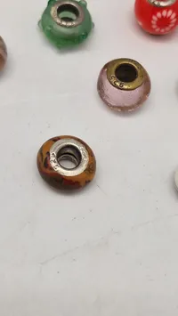 Samling charms til armbånd, sterlingsølv og glas