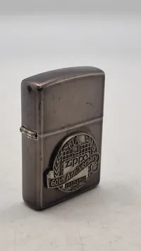 Original Zippo lighter med æske