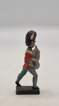 Original Linoleumsfigur, Livgarden