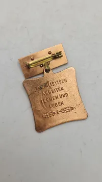 Original badge DDR Kollektiv der sozialistischen Arbeit