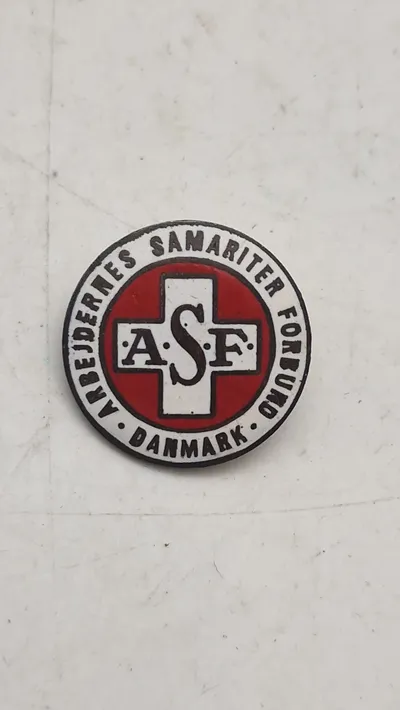 Original pin fra Arbejdernes Samarit Forbund