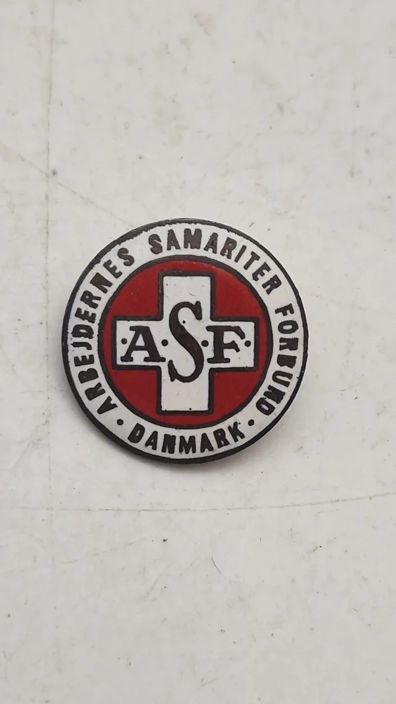 Original pin fra Arbejdernes Samarit Forbund