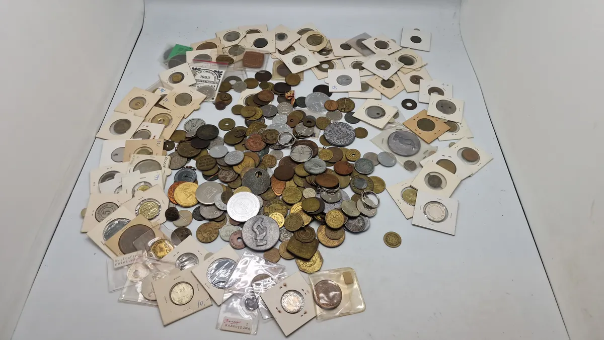 Stort lot mønter og Tokens