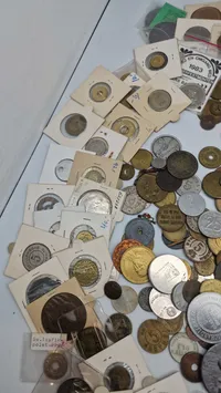 Stort lot mønter og Tokens