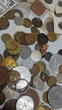 Stort lot mønter og Tokens